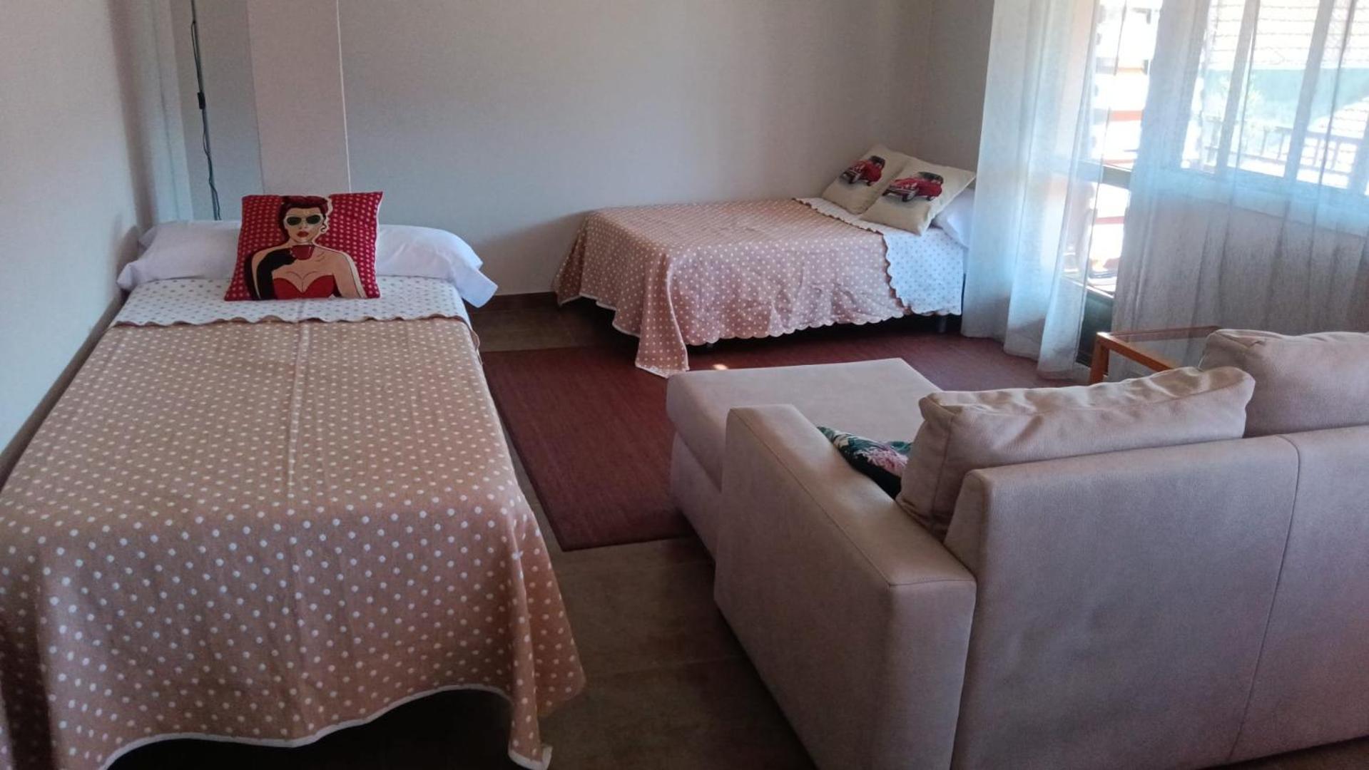 Albergue -Wifi- O Apartamento -No Wifi- Camino Santiago Porrino - En Pleno Centro - City Centre Kültér fotó