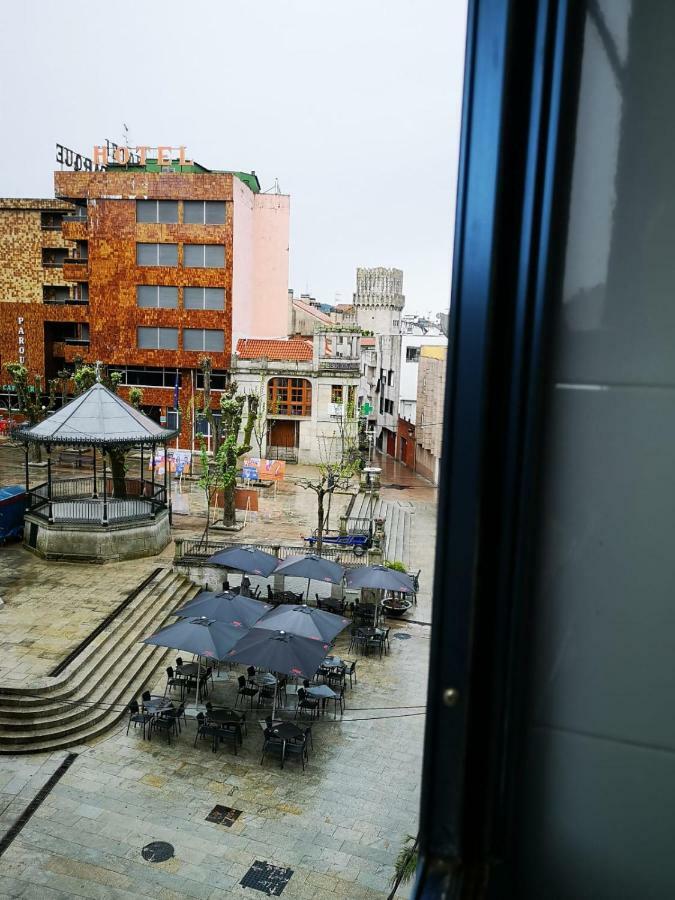 Albergue -Wifi- O Apartamento -No Wifi- Camino Santiago Porrino - En Pleno Centro - City Centre Kültér fotó